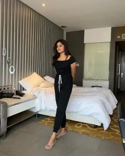 Call Girls Ratangarh Cash On Delivery